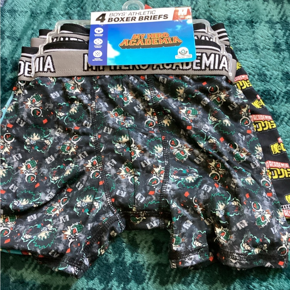 Boys atletic boxer briefs M 8